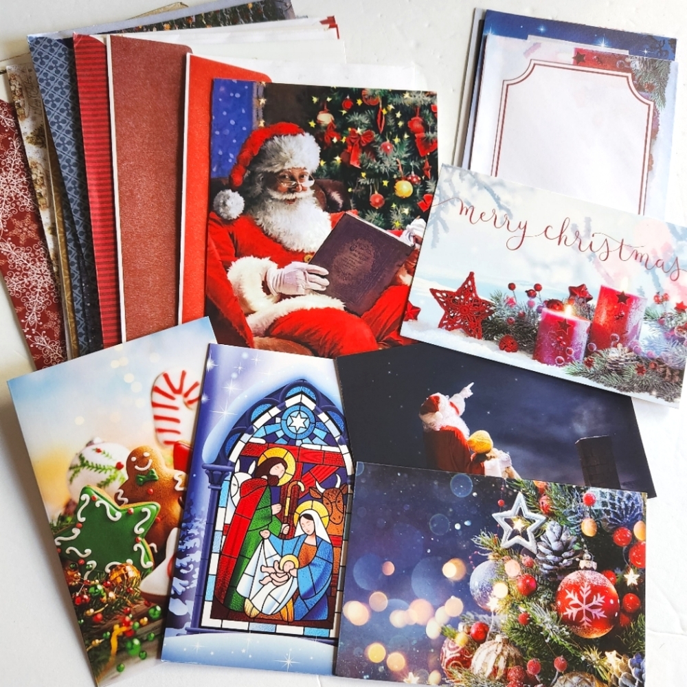17 Assorted Festive Christmas Cards